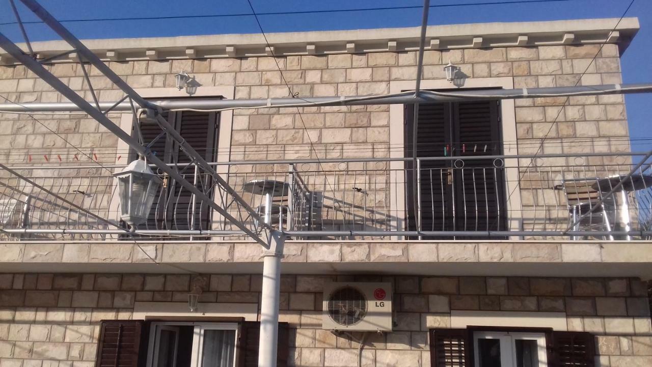 Rooms Katija مالي ستون المظهر الخارجي الصورة